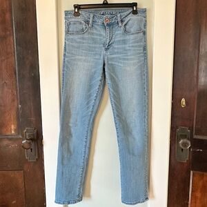 American Eagle Outfitters Skinny Jeans in Light Blue, size 8R
